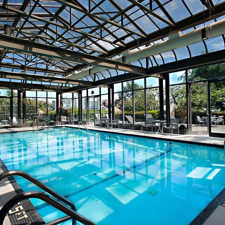 Delta Hotels By Marriott Victoria Ocean Pointe Resort Экстерьер фото