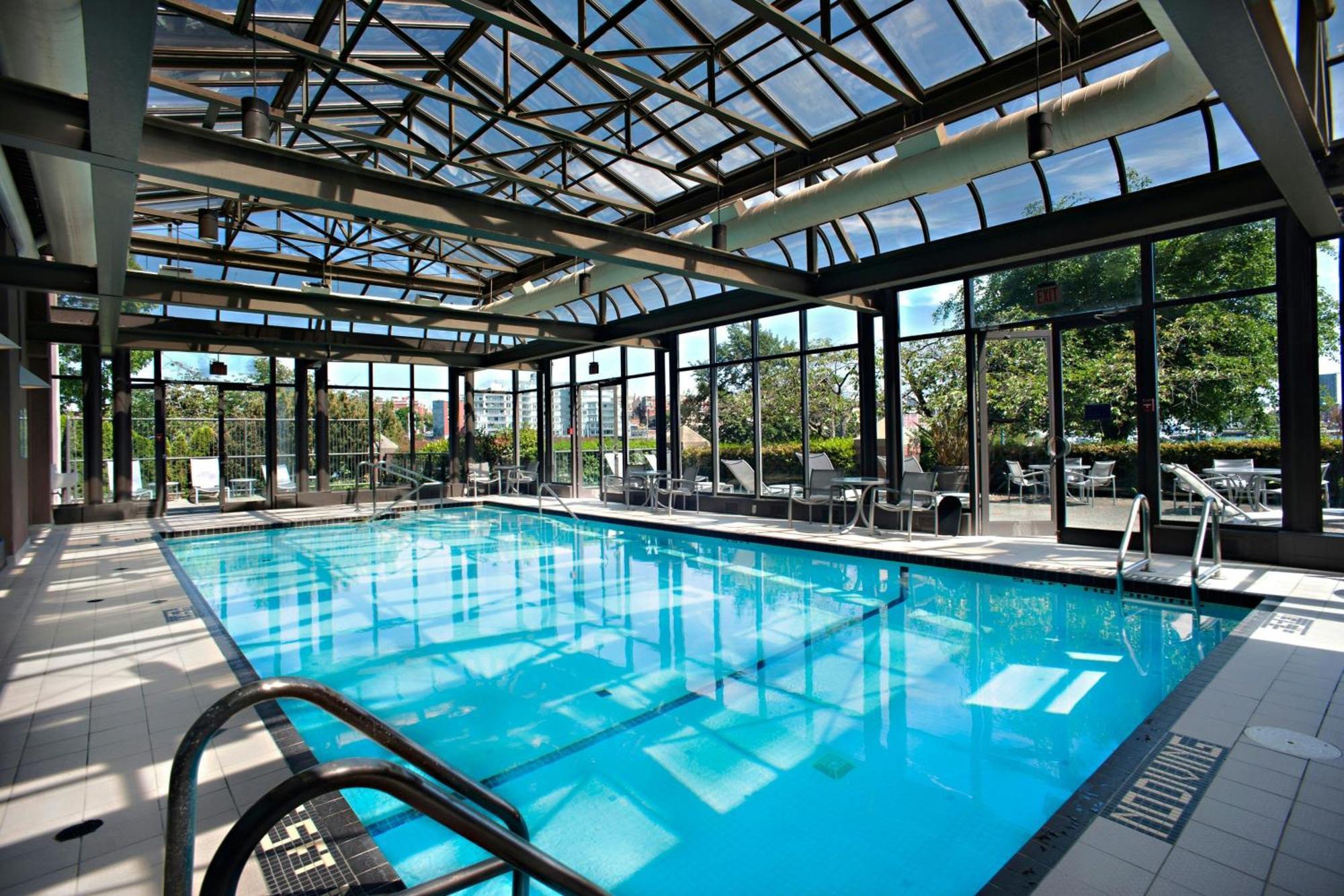 Delta Hotels By Marriott Victoria Ocean Pointe Resort Экстерьер фото